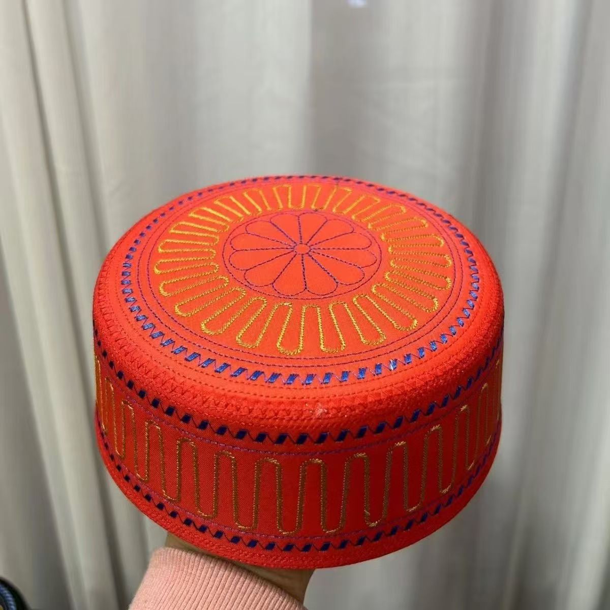 Muslim Caps Red Black for Men  - Men'S Accessories Dubai recension och pris
