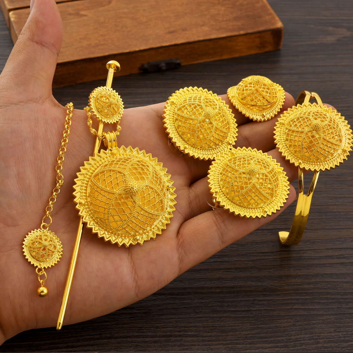 Africa Dubai Golden Color Jewe - Men'S Accessories Dubai recension och pris