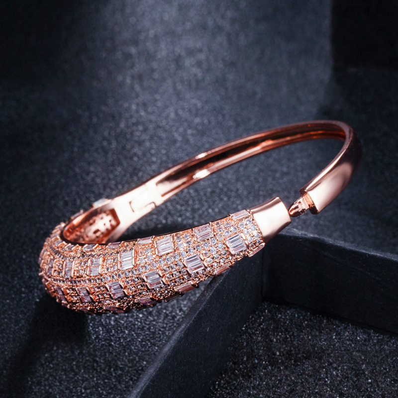 Pera Luxury Dubai Gold Color S - Men'S Accessories Dubai recension och pris